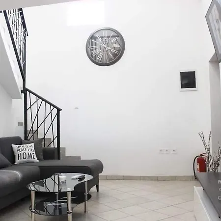 House With A Parking Space Supetar, Brac - 25125 * Супетар