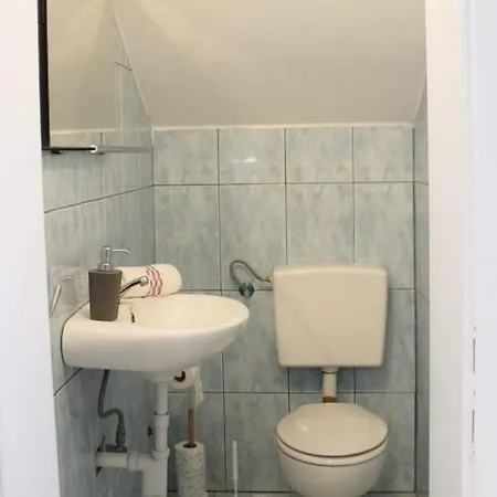 House With A Parking Space Supetar, Brac - 25125 Дом отдыха Супетар